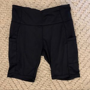 Black pocket bike shorts